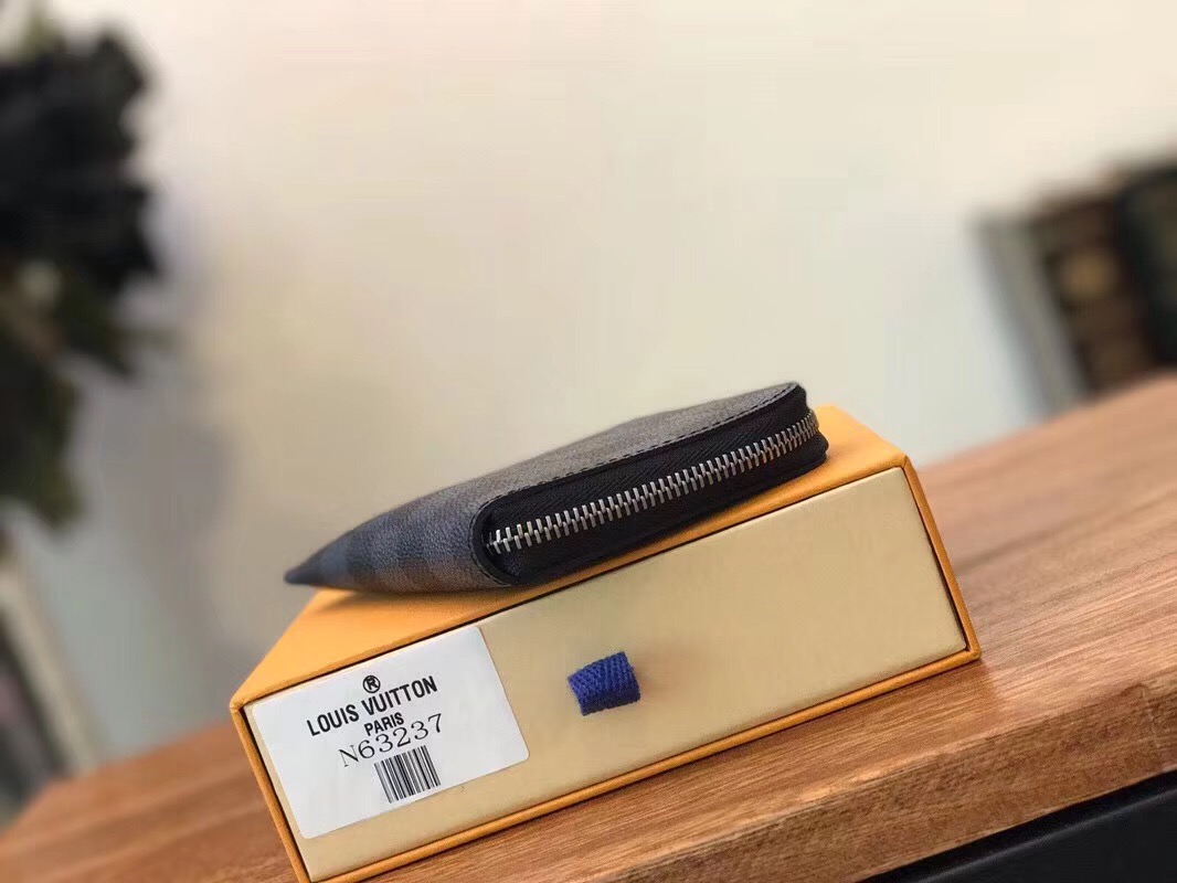e3e4439e9749527c587e29316fbe47fe_1547285416_7153.jpg e3e4439e9749527c587e29316fbe47fe_1547285416_7153.jpg
