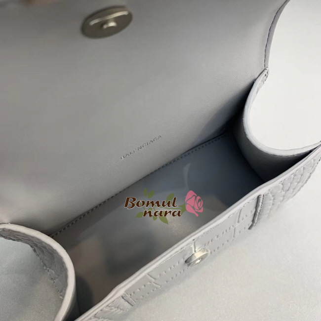 091f2a9b66a4ca2b9465178ca3d12352_1593614657_7882.jpg 091f2a9b66a4ca2b9465178ca3d12352_1593614657_7882.jpg