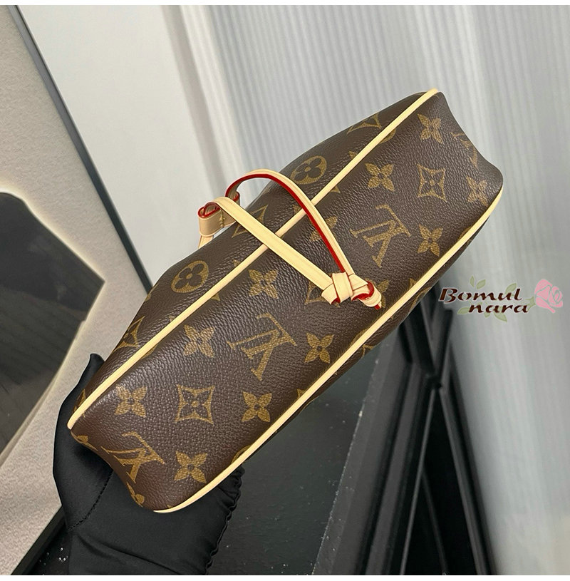 d4c7dfab6fc1a5a01b4f1201161d8ff4_1785992109_2264.jpg