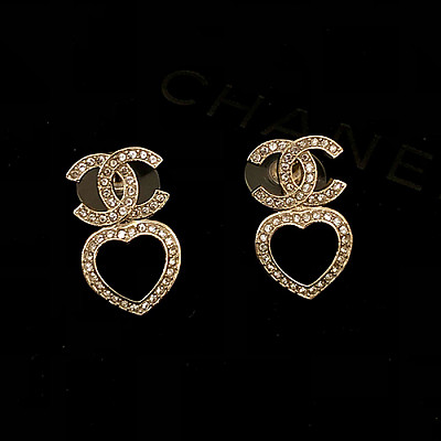 CHANEL-7257 샤넬 골드 크리스탈 장식 하트 CC 로고 귀걸이