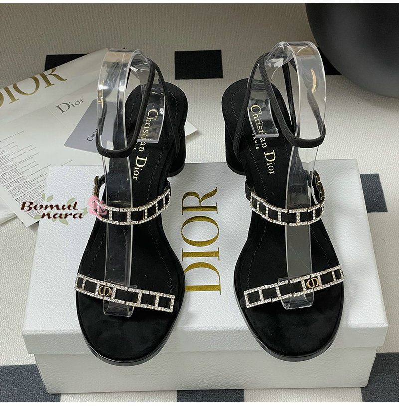 b0de66a685a9615306bd206b09d7feef_1745209222_0896.jpg b0de66a685a9615306bd206b09d7feef_1745209222_0896.jpg