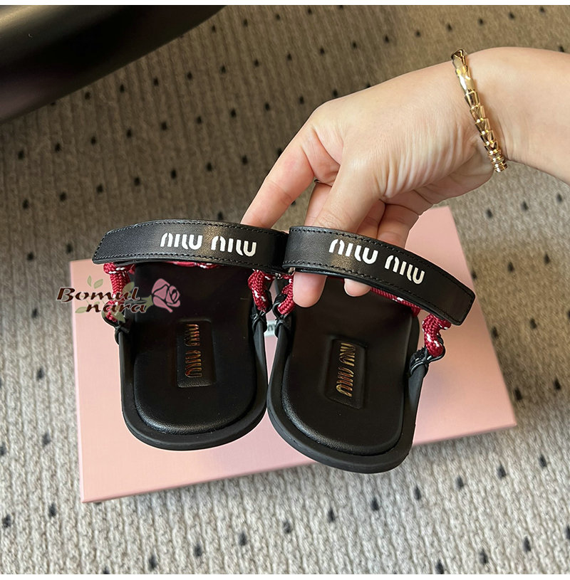 b0de66a685a9615306bd206b09d7feef_1745210175_9708.jpg b0de66a685a9615306bd206b09d7feef_1745210175_9708.jpg