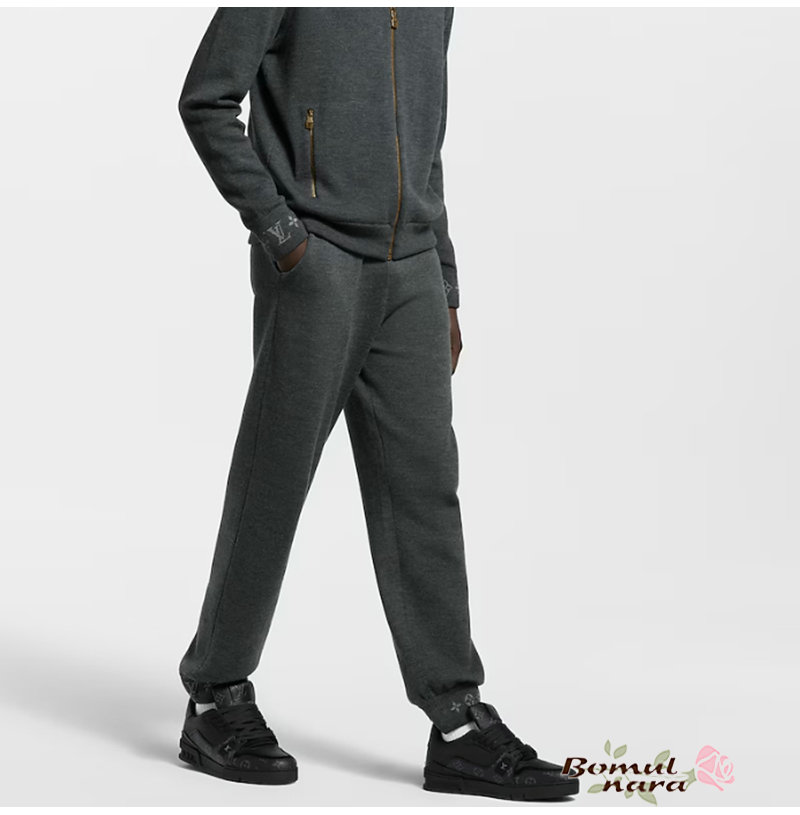 b8f6ad372cc88bc64320f785356d3c53_1744695202_1044.jpg b8f6ad372cc88bc64320f785356d3c53_1744695202_1044.jpg