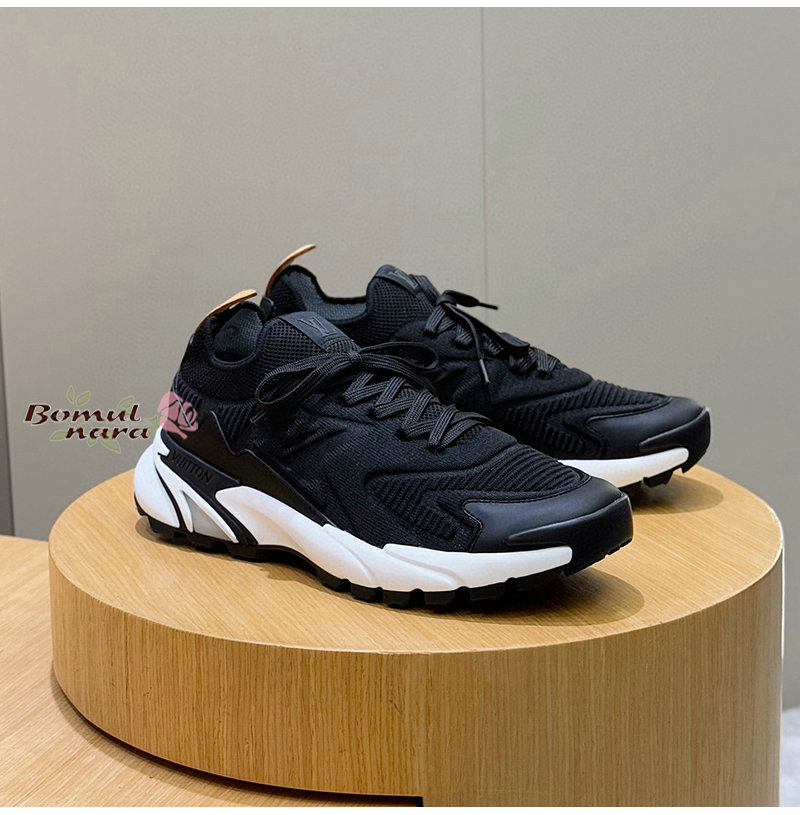 b5967b7ea1f1b6b5f1427029a9d70cf7_1757305800_9475.jpg b5967b7ea1f1b6b5f1427029a9d70cf7_1757305800_9475.jpg