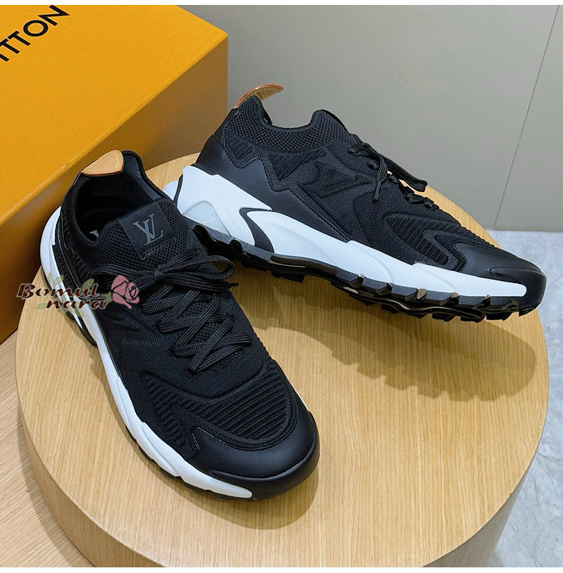 b5967b7ea1f1b6b5f1427029a9d70cf7_1757305801_2528.jpg b5967b7ea1f1b6b5f1427029a9d70cf7_1757305801_2528.jpg